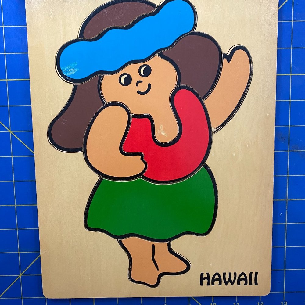 Hulla Girl & Fish Wood Puzzle